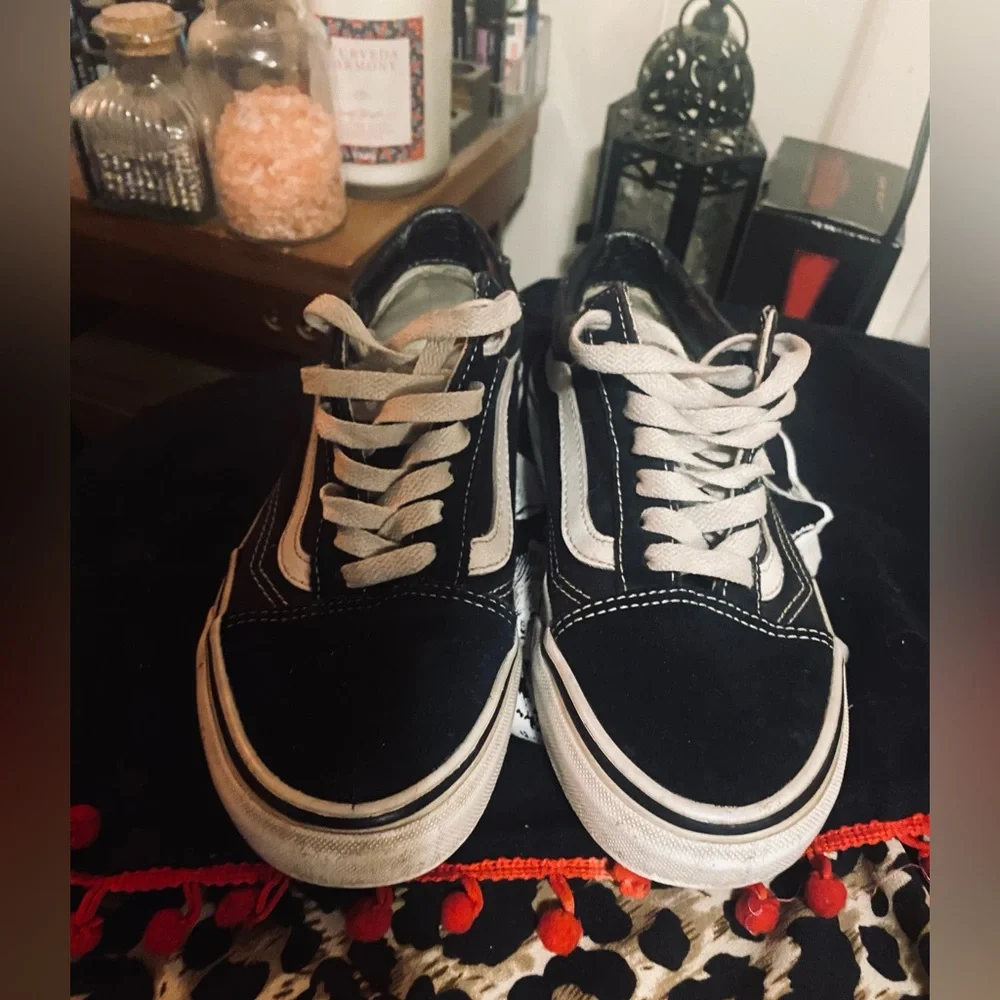Vans Sk8-Lo Black & White Skate Shoes, size 6 - Picture 3 of 9